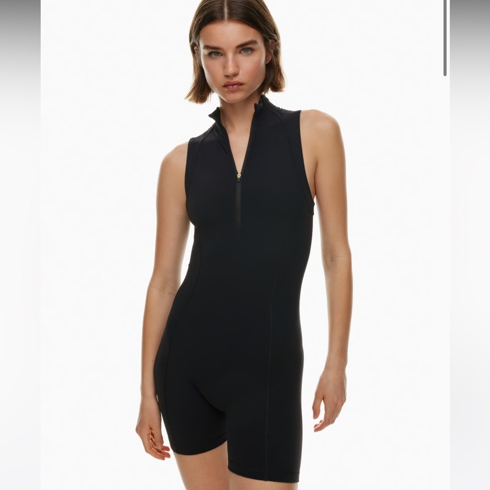 ARITZIA - Golden Butter Control Jumpsuit 🖤